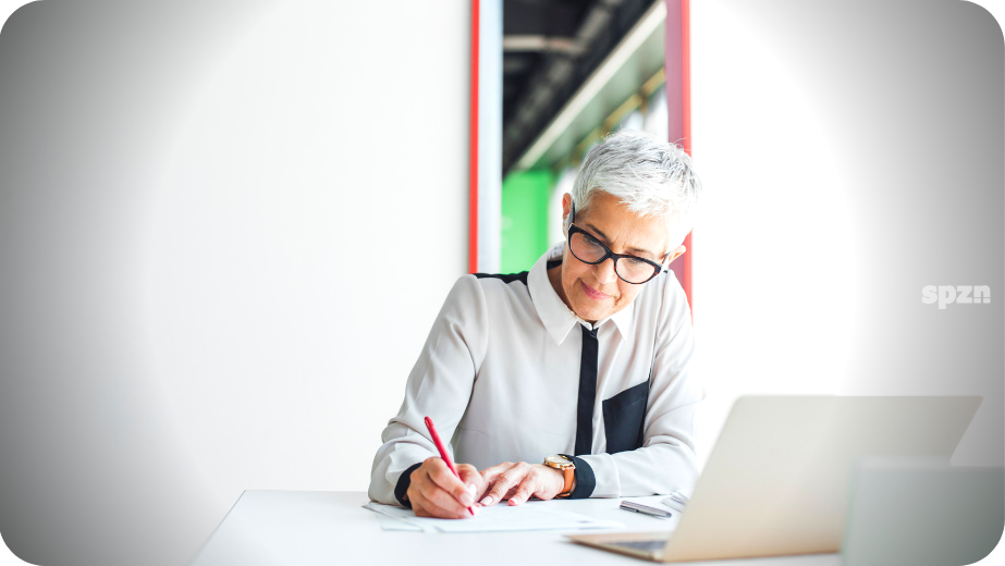 EXCESSO DE TRABALHO PREOCUPA PROFESSORES