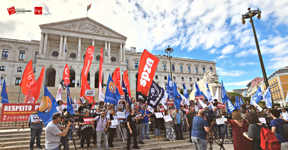 SPZN presente na concentração em frente à Assembleia da República